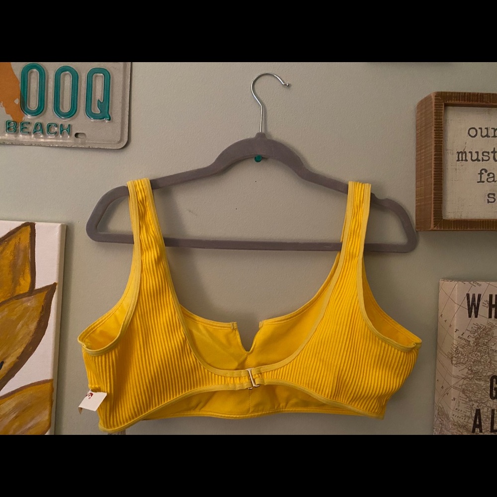 Hollister Swim Bikini Top - Picture 3 of 5